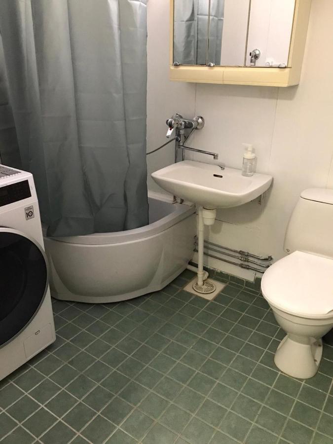 Spacious 1Bdrm Apartment Near Metro. Free Parking Vantaa Luaran gambar
