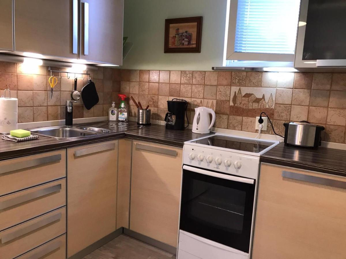 Spacious 1Bdrm Apartment Near Metro. Free Parking Vantaa Luaran gambar